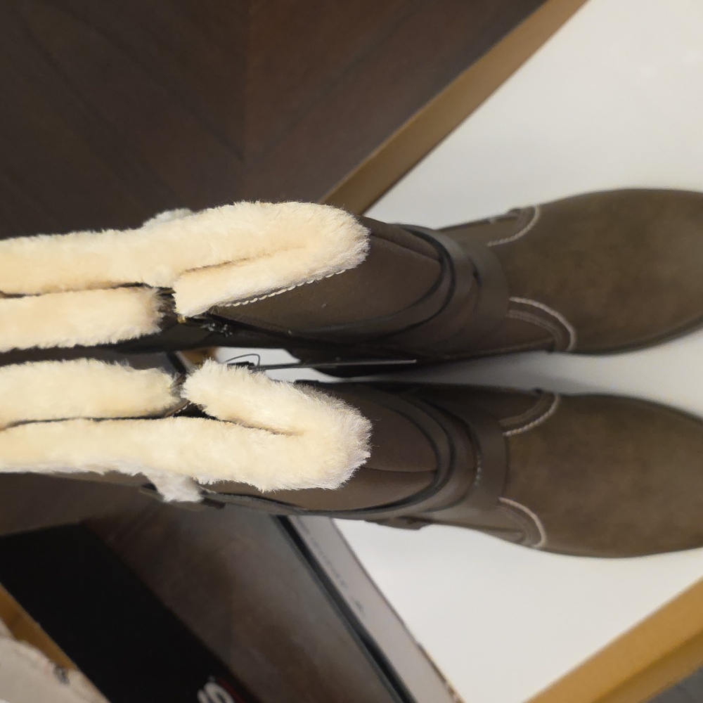 NWT Totes Brown Mid-Calf Boots with Straps - Picture 2 of 4